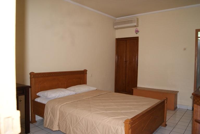 Semawang Beach Hotel