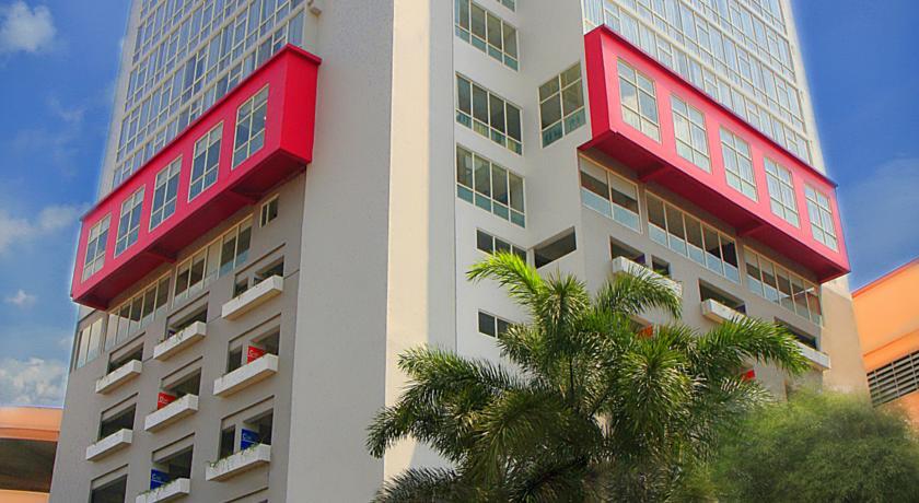 Отель BTC Hotel