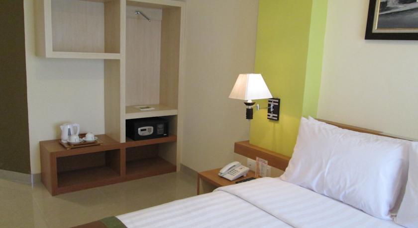Отель De Batara Hotel