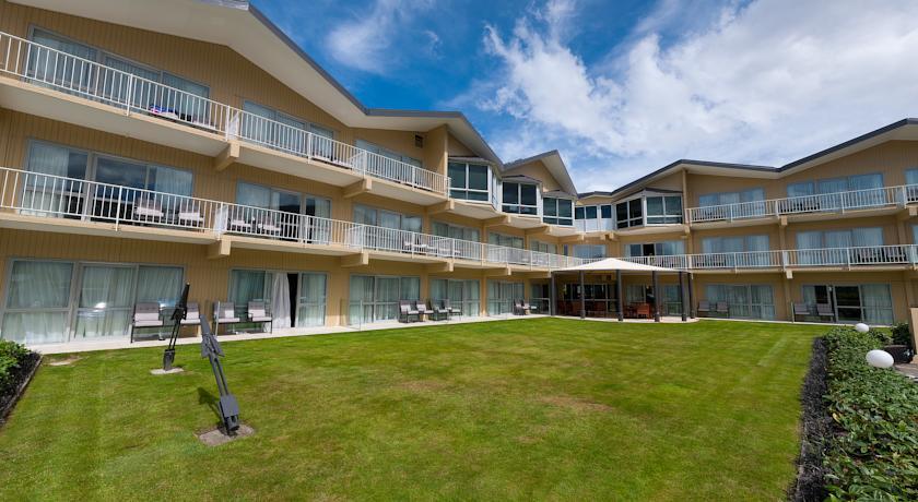 Отель Picton Beachcomber Inn