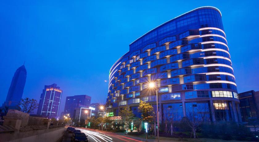 Отель Holiday Inn Shaoxing