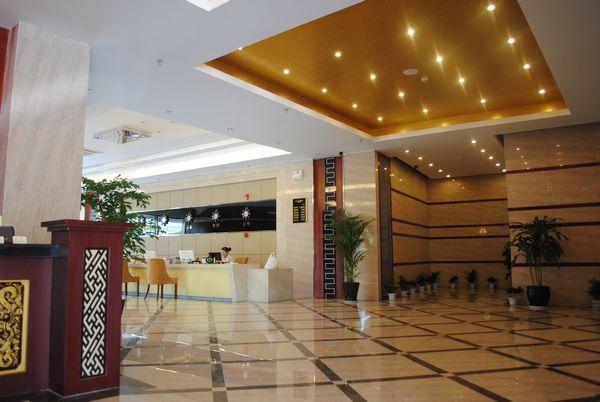 Отель Jinglong Business Hotel