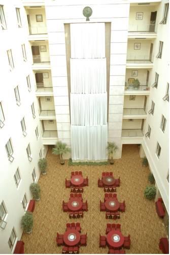 Отель Golden Phoenix Hotel