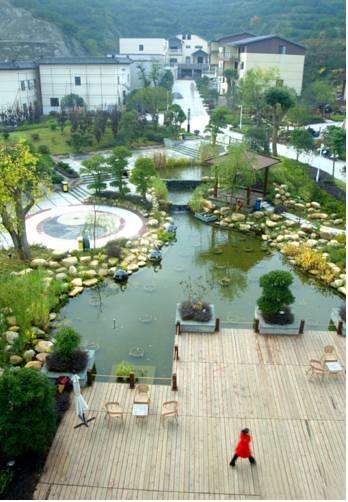 Отель Wudang Buddha International Hotel