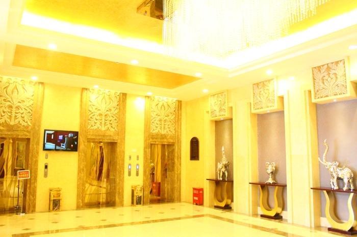 Отель Venice Holiday Hotel