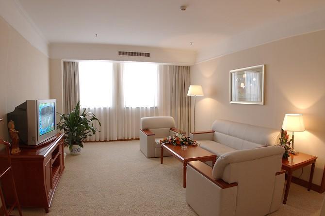 Dynasty Hotel