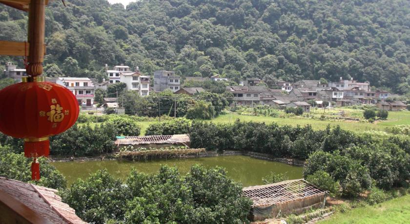 Отель Huanggong Garden Hotel