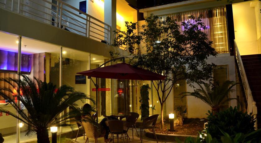 Отель Yangshuo Sihai Hotel