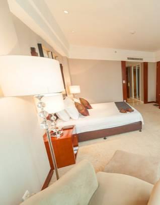 Отель Juneyao Jinjiang International Hotel