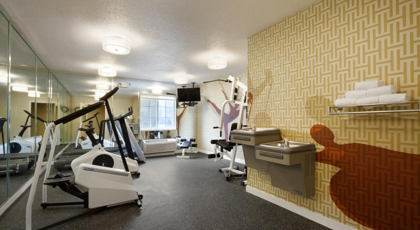 Отель Hawthorn Suites by Wyndham