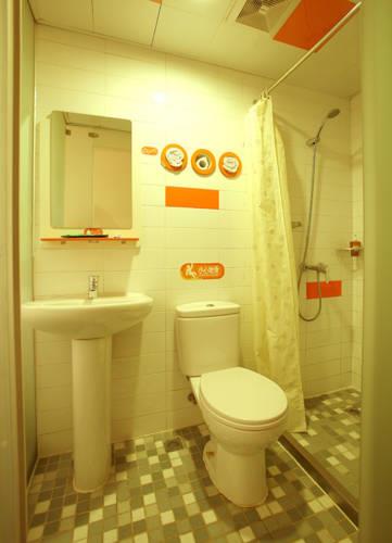 Hangzhou ACG Life Theme Hotel (Daguan Qianjiang Market Branch)