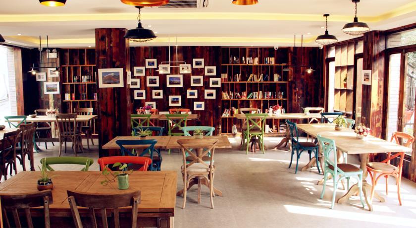 Joyspring International Youth Hostel