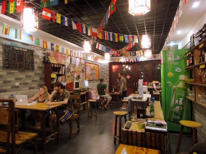 Хостел Kaifeng International Youth Hostel