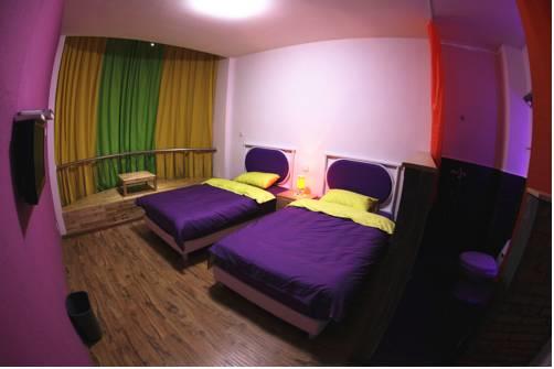 Хостел Dalan Youth Hostel