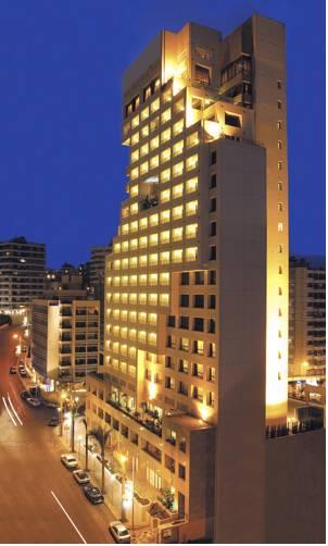 Отель Ramada Plaza Beirut Raouche