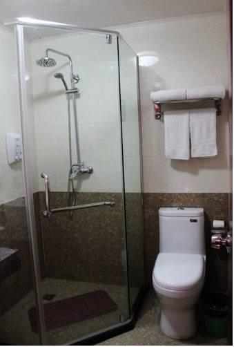 Air Express Business Hotel Qingdao