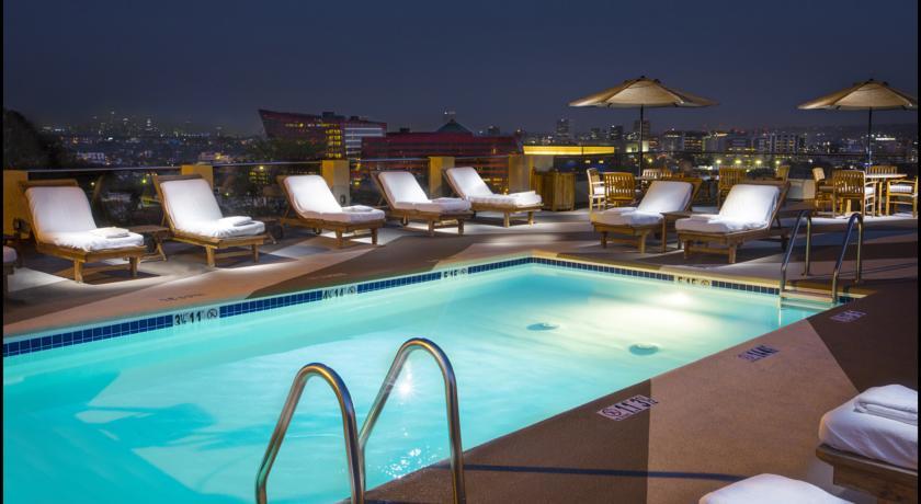 Отель Le Montrose Suite Hotel