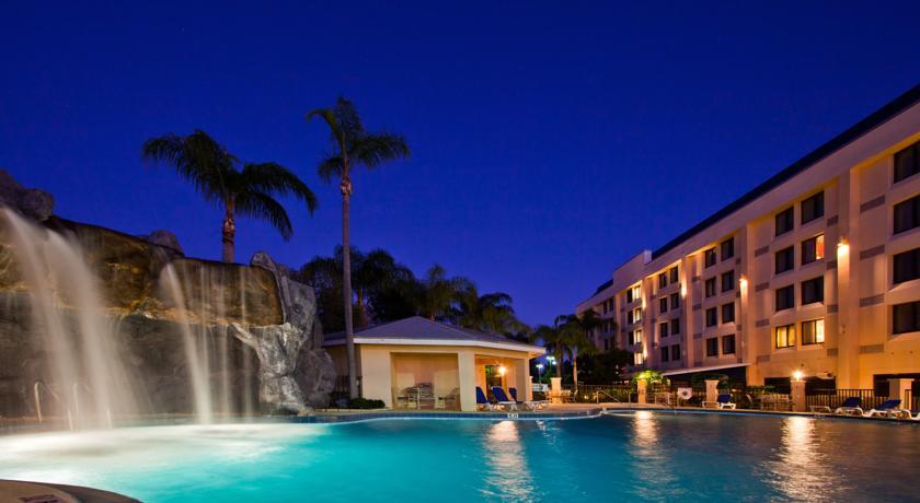 Отель Holiday Inn Port St. Lucie