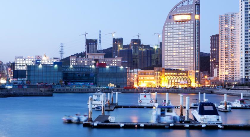 Отель Bayshore Hotel