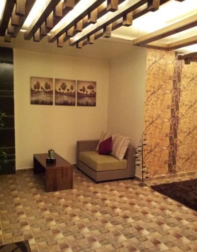 Отель White Cedar Hotel &Resort