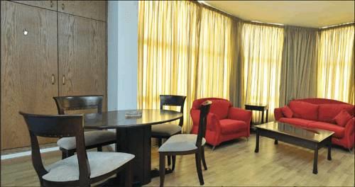 Апартаменты HighLand Hotel