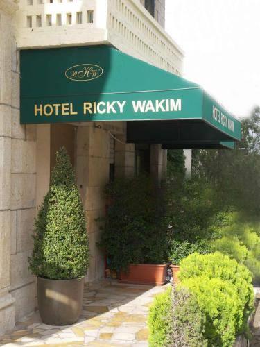 Отель Hotel Wakim