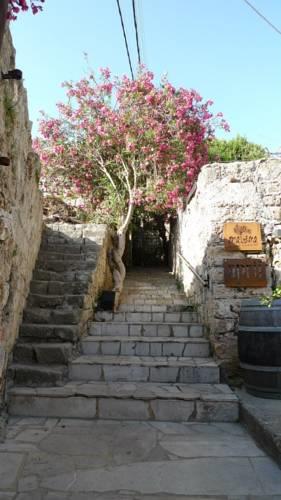 Гостевой дом Byblos Fishing Club Guesthouse
