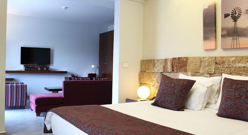 Monoberge Hotel