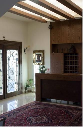 Отель Beit El Kroum Boutique Hotel