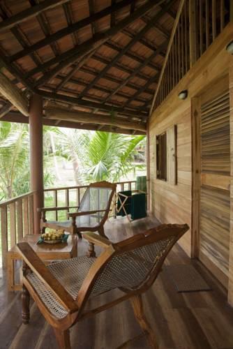 Отель Palm Paradise Cabanas