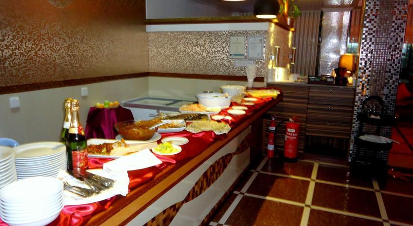 Отель Le Vieux Nice Inn
