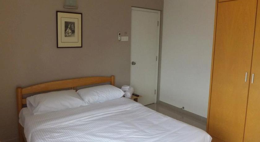 Gurney Park Condominium 2
