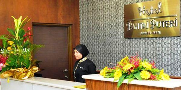 Отель Pantai Puteri Hotel