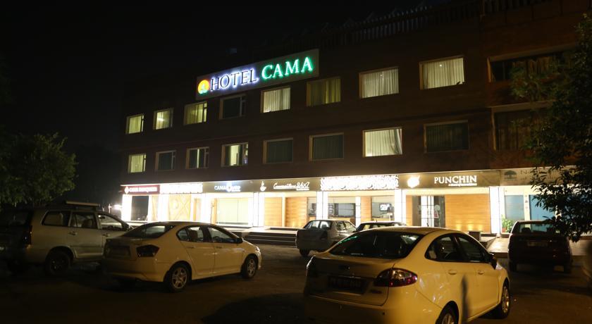 Отель Hotel Cama
