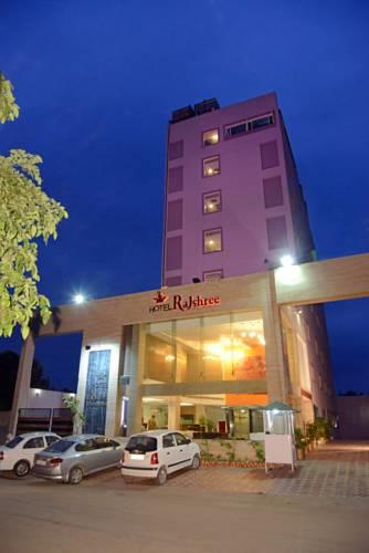 Отель Hotel Rajshree