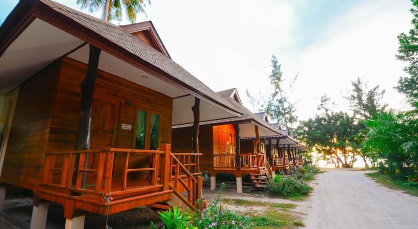 Гостевой дом Baanchaylay Resort