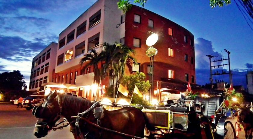 Отель Pin Hotel