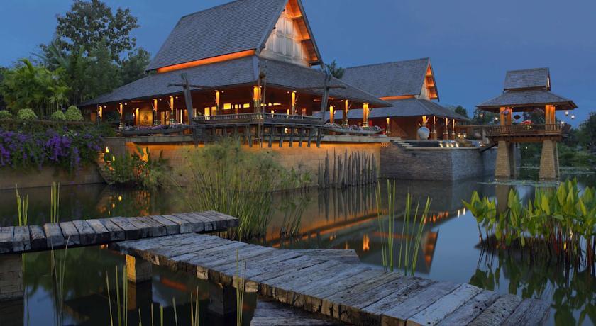 Отель Howie's HomeStay