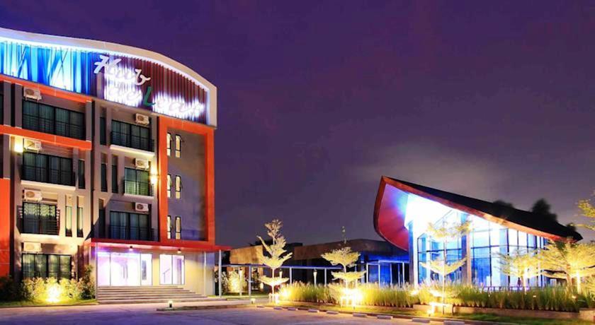 Отель Hub de Leaf @ Rayong