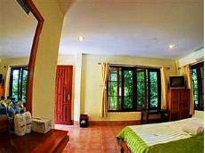 Отель Loy Chalet Resort
