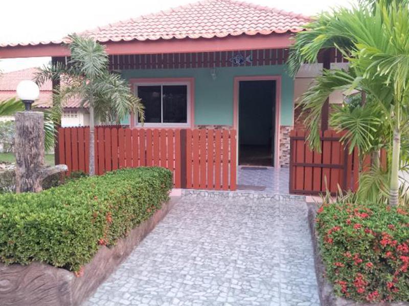 Отель Phromlikhit Sawhanbandal Resort