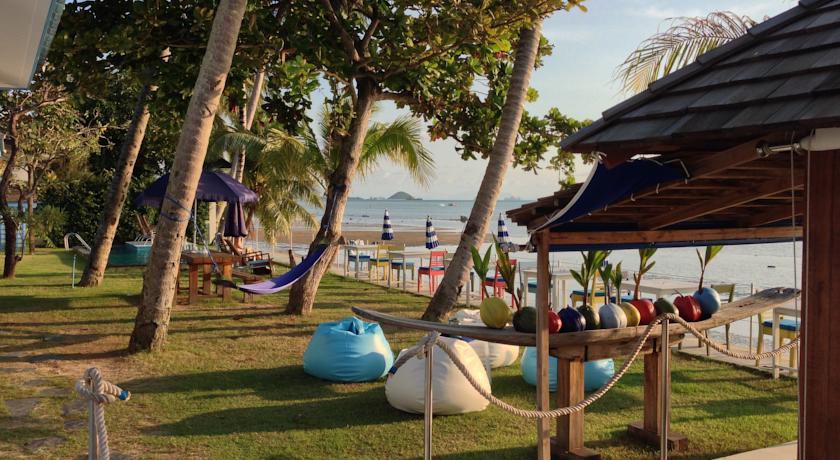 Отель Le Beach Club Samui