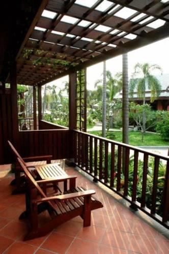 Отель Botany Beach Resort