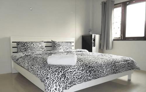 Night Bazaar Suites Guest House