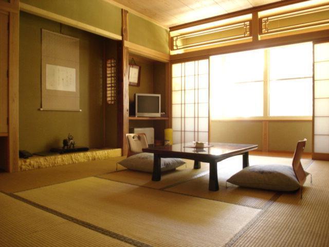 Отель Yudanaka Onsen Yamazakiya