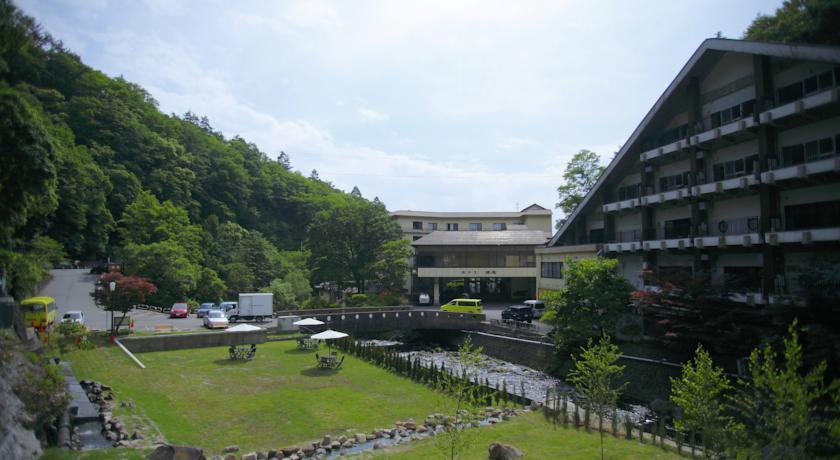 Отель Tateshina Onsen Hotel Shinyu