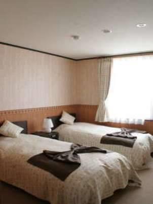 Отель Petit Hotel Blaneneige