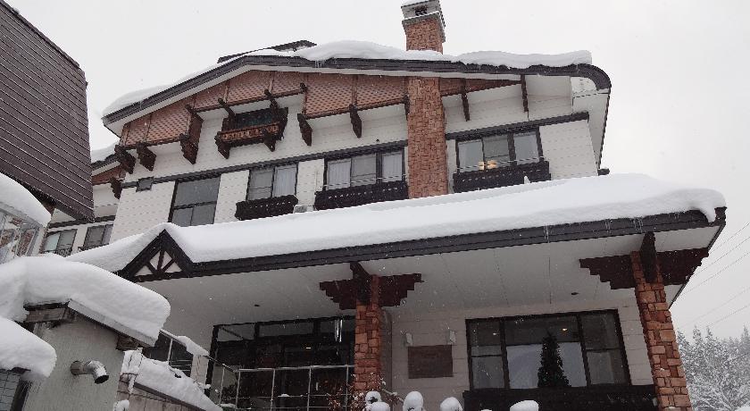 Отель Highland Lodge Takegen