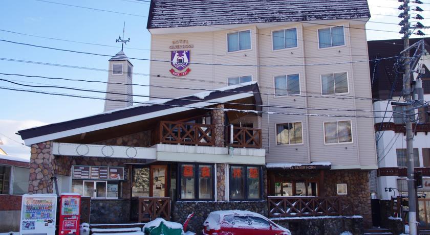 Отель Hotel Silverhorn