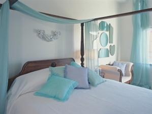 Отель Hotel D'Urville